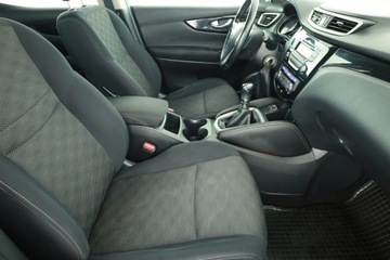 Nissan Qashqai II Crossover 1.2 DIG-T 115KM 2015 Nissan Qashqai 1.2 DIG-T, Salon Polska, Klima, zdjęcie 6