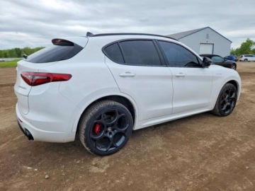 Alfa Romeo Stelvio SUV Facelifting 2.0 Turbo 280KM 2022 Alfa Romeo Stelvio Ti 2022 2.0 Benzyna 280KM, zdjęcie 3