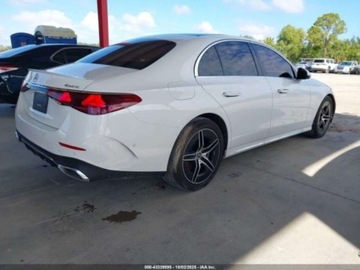 Mercedes Klasa E W214 2024 Mercedes-Benz Klasa E 2025 MERCEDES-BENZ E 350 2.0 Benzyna 255KM, zdjęcie 4