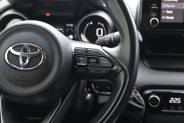 Toyota Yaris IV Hatchback 1.5 Hybrid Dynamic Force 116KM 2021 Toyota Yaris 1.5 VVT-i Hybrid, Salon Polska, zdjęcie 17