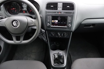 Volkswagen Polo V Hatchback 3d Facelifting 1.0 60KM 2016 VW Polo 1.0, Navi, Klima, Tempomat, zdjęcie 11