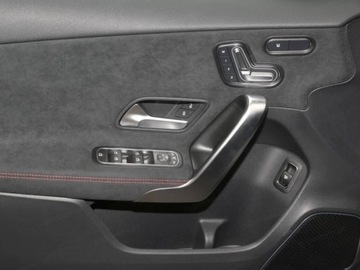 Mercedes Klasa A W177/V177 Hatchback Facelifting 2.0 220 190KM 2025 A Klasa 220 4-Matic AMG Line 2.0 (190KM) 2025, zdjęcie 9