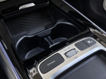 Mercedes GLA II Off-roader Facelifting 1.3 200 163KM 2026 Od ręki - 200 (163KM) Progressive | Asystent martwego pola + MULTIBEAM LED, zdjęcie 8