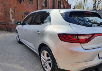 Renault Megane IV Hatchback 5d 1.2 Energy TCe 100KM 2016 Renault Megane LED Bezwypadkowa Serwis GetHelp 1.2 Benzyna 100KM, zdjęcie 5