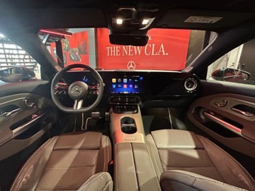 Mercedes CLA C118/X118 2025 MERCEDES-BENZ CLA 250+ AMG Line Sedan (272KM) 2025, zdjęcie 10