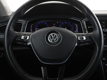 Volkswagen T-Roc I SUV 1.5 TSI ACT 150KM 2018 Volkswagen T-Roc Carat skóra panorama virtual, zdjęcie 20