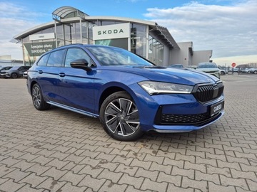 Skoda Superb IV Kombi 2.0 TDI 193KM 2025 Skoda Superb SPORTLINE 2.0 TDI 4x4 DSG z placu 193, zdjęcie 4