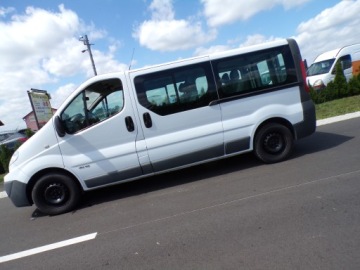 Renault Trafic II Furgon 2.0 dCi 115KM 2012 RENAULT TRAFIC LONG 9-OSOBOWY KLIMA ZAREJESTROWANY, zdjęcie 9