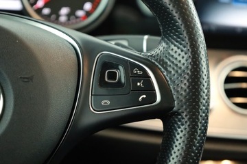 Mercedes Klasa E W213 Limuzyna 2.0 220d 194KM 2017 Mercedes E E 220 d, Salon Polska, 191 KM, Automat, zdjęcie 14