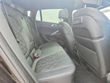 BMW X6 G06 2023 BMW X6 2023 BMW X6 XDRIVE40I 3.0 Benzyna 335KM, zdjęcie 11
