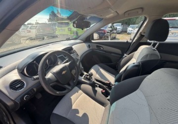 Chevrolet Cruze Sedan 1.6 16V DOHC 124KM 2011 Chevrolet Cruze Polski salon 1.6 BenzynaLPG 124KM, zdjęcie 11