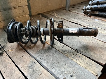 249 RENAULT CAPTUR I TLUMIČ PŘEDNÍ 543021361R