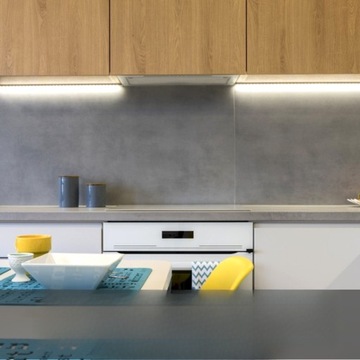 КРЕПЛЕНИЕ НА ОСНОВЕ АВТОМОБИЛЬНОЙ СВЕТОДИОДНОЙ ПЛАНКИ