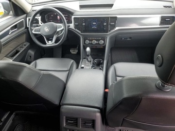 Volkswagen 2022 Volkswagen Atlas Sel R-Line 2022 3.6l 3.6 Benzyna 276KM, zdjęcie 8