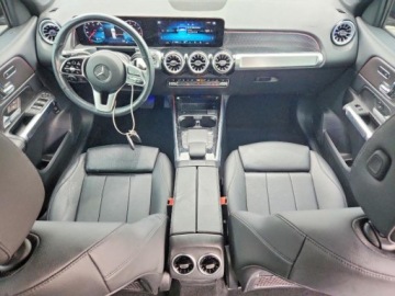 Mercedes GLB 2022 Mercedes-Benz GLB 250 4matic 2022 2.0 Benzyna 221KM, zdjęcie 8