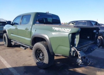 Toyota Tacoma II 2021 Toyota Tacoma 2021, 3.5L, 4x4, TRD OFF-ROAD, od ubezpieczalni 3.5 Benzyna, zdjęcie 4