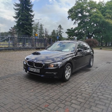 BMW Seria 3 F30-F31-F34 2013 BMW Seria 3 Bezwypadkowy Idealny stan Salonowy wersja luxury Bezwypadek 1.6