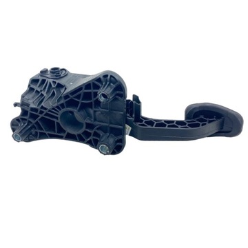 Педаль сцепления Dacia Duster II 465032674R