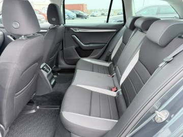 Skoda Octavia III Kombi 2.0 TDI 150KM 2016 Škoda Octavia Skoda Octavia 2.0TDi 150KM 2015r, zdjęcie 13