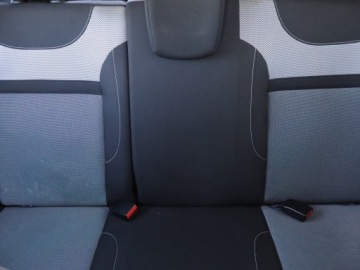 Dacia Duster I SUV Facelifting 1.2 TCe (Euro 6) 125KM 2017 Dacia Duster 1.2 TCe, Navi, Klima, Tempomat, zdjęcie 9