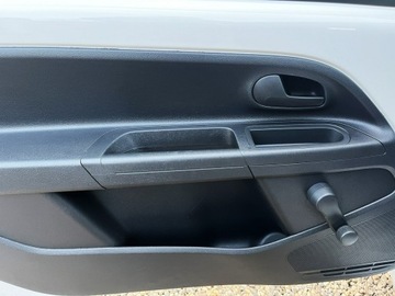 Volkswagen up! Hatchback 5d Facelifting 1.0 60KM 2019 Volkswagen Up! Salon Pl / 1 rej. 2020 / Klima, zdjęcie 29