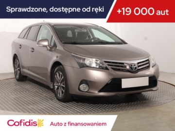 Toyota Avensis III Wagon Facelifting 2.0 D-4D 124KM 2014 Toyota Avensis 2.0 D-4D, Klima, Klimatronic