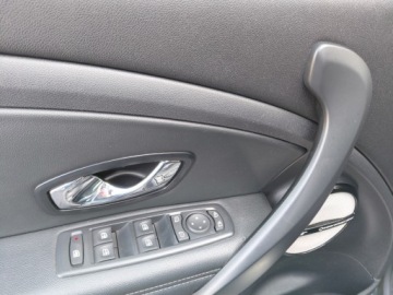 Renault Megane IV Grandtour 1.5 dCi 110KM 2016 Renault Megane Navi Kamera Klimatronik Sensor Alu 1.5 Diesel 110KM, zdjęcie 7