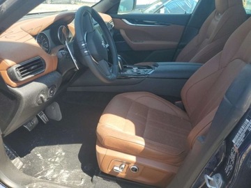 Maserati Levante 2021 Maserati Levante S Sport 2021 3.0l 3.0 Benzyna 424KM, zdjęcie 7