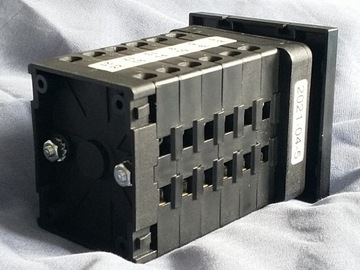 Сварочный аппарат Migomat, 10 позиций, 32A POLISH STRONG - ESAB Industrie