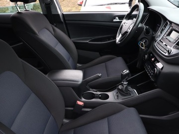 Hyundai Tucson III SUV 1.7 CRDI 115KM 2016 Hyundai Tucson 1.7 CRDi, Salon Polska, Klima, zdjęcie 8