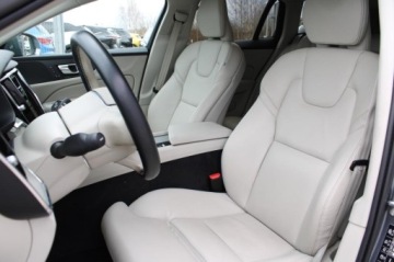 Volvo V60 II  2021 Volvo V60 Cross Country Momentum Pro, zdjęcie 9