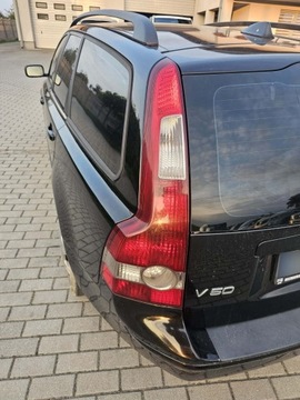 SVĚTLO LEVÝ ZADNÍ VOLVO V50