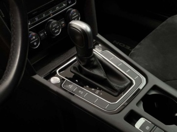 Volkswagen Arteon Fastback 2.0 TDI 240KM 2019 Volkswagen Arteon Elegance 4Motion Kamera 360 ACC CarPlayAndroid Auto, zdjęcie 7