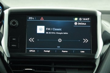 Peugeot 2008 I SUV Facelifting 1.2 PureTech 110KM 2019 Peugeot 2008 1.2 PureTech, Salon Polska, zdjęcie 11