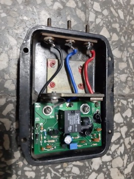 Регулятор напряжения M72