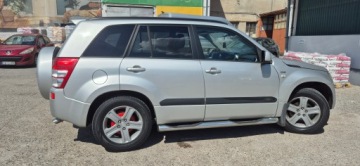 Suzuki Grand Vitara II SUV 1.9 DDiS 129KM 2007 SUZUKI GRAND VITARA II 1.9 DDiS 4x4 Napęd na 4 koła 129 KM, zdjęcie 21