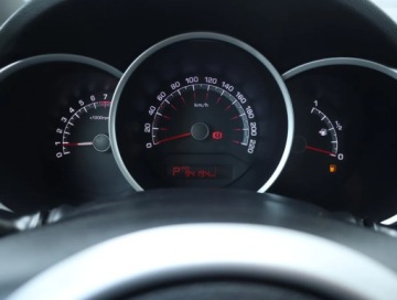 Kia Venga Mikrovan Facelifting 1.6 DOHC 124KM 2017 Kia Venga 1.6 CVVT, Salon Polska, Serwis ASO, zdjęcie 10