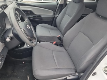 Toyota Yaris III Hatchback 5d Facelifting 2017 1.5 Hybrid 100KM 2020 Toyota Yaris Hybrid 100 Active III (2011-2019) Toy, zdjęcie 13