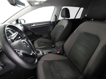 Volkswagen Golf VII Variant Facelifting 1.5 TSI ACT 150KM 2018 Volkswagen Golf automat 150KM R-Line PDC, zdjęcie 12