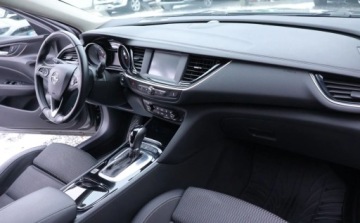 Opel Insignia II Sports Tourer 2.0 CDTI 170KM 2019 Opel Insignia Kamera, Nawigacja, Czujniki, El reg. fotela klapa bag. Gwara, zdjęcie 11