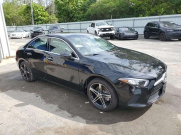 Mercedes Klasa A W177/V177 2021 Mercedes-Benz Klasa A 220 4Matic 2021 2.0l 2.0 Benzyna 188KM, zdjęcie 4