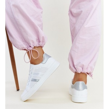 Белые кроссовки из эко-кожи размер 41