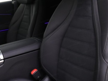 Mercedes CLE Coupe 2.0 200 204KM 2025 MERCEDES-BENZ CLE 200 4-Matic AMG Line 2.0 (204KM) 2025, zdjęcie 5