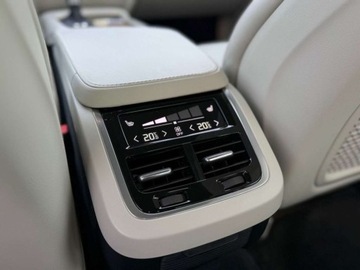 Volvo S90 II Sedan 2.0 T5 254KM 2017 Volvo S90 Salon PL regularny serwis Head-Up ACC 2.0 Benzyna 254KM, zdjęcie 32