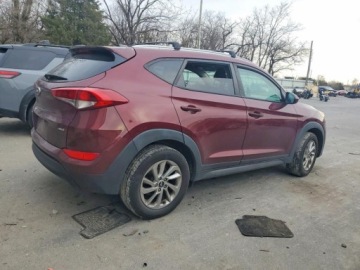 Hyundai Tucson III 2016 Hyundai Tucson 2016 HYUNDAI TUCSON LIMITED 2.0 Benzyna 164KM, zdjęcie 2
