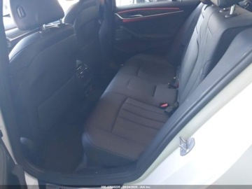 BMW Seria 5 G30-G31 2022 BMW Seria 5 530i xDrive 2022 2.0l 2.0 Benzyna 248KM, zdjęcie 12