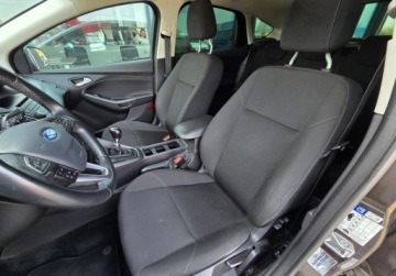 Ford Focus III Sedan Facelifting 1.0 EcoBoost 125KM 2017 Ford Focus 1.0benz 125KM 6b Led Tempomat Grz.Szybafotele PDC Salon Polska, zdjęcie 25