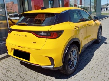 Lexus LBX 1.5 Hybrid 136KM 2025 Od ręki - LBX 1.5 Hybrid 136KM | Podgrzewane fotele!, zdjęcie 2
