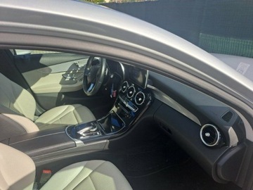 Mercedes Klasa C W205 2016 Mercedes C Klasa 300 4Matic 3.0 benzyna 245KM 2016r pełne wyposażenie!, zdjęcie 3
