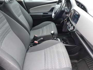 Toyota Yaris III Hatchback 5d Facelifting 1.0 VVT-i 69KM 2016 Toyota Yaris 1.0 VVT-i, Salon Polska, zdjęcie 8